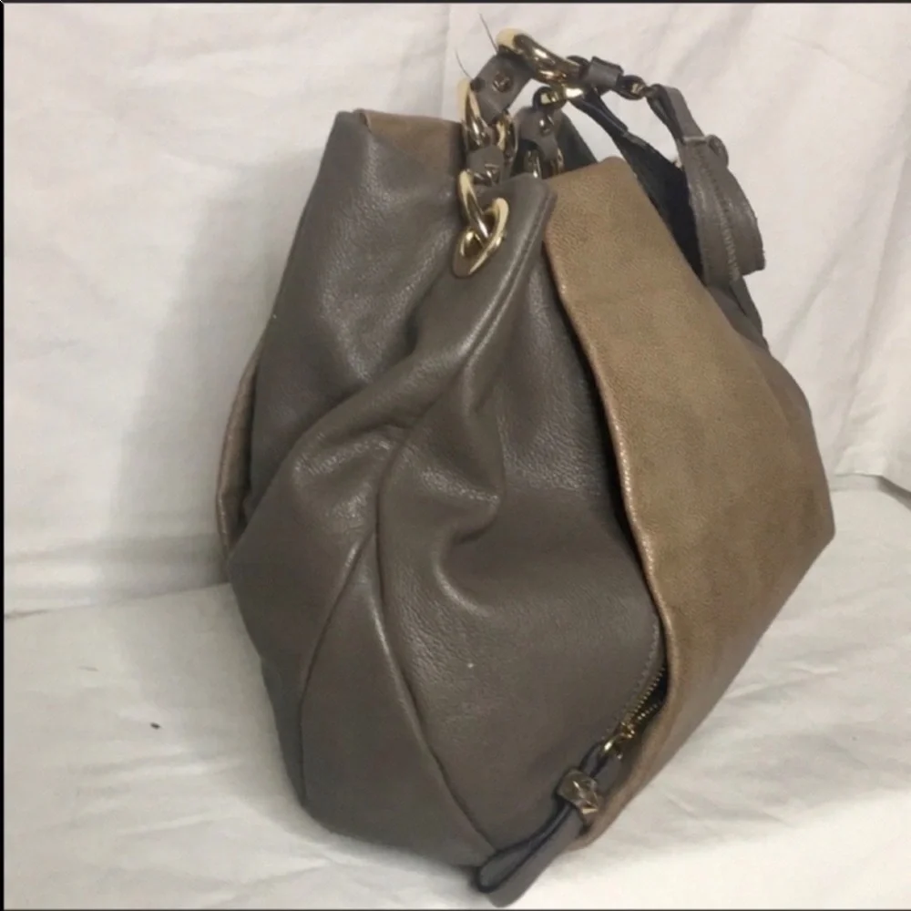 Vince Camuto toupe and metallic platinum hobo